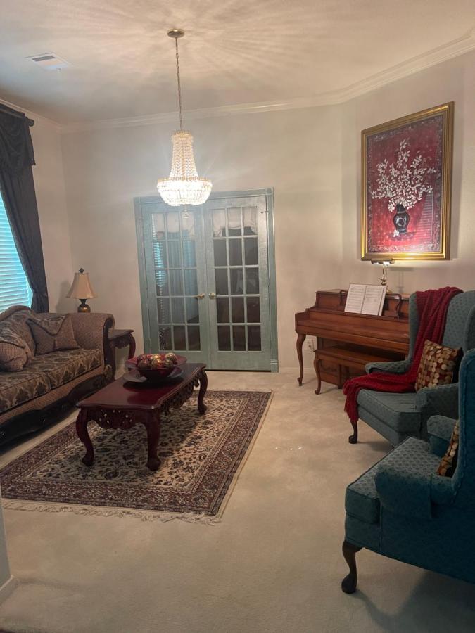 Unwind And Relax 4 Bedroom Stay Humble Εξωτερικό φωτογραφία