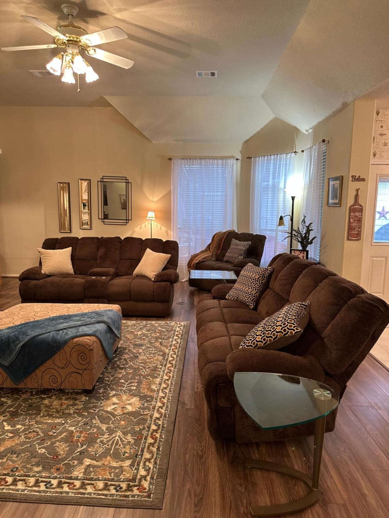 Unwind And Relax 4 Bedroom Stay Humble Εξωτερικό φωτογραφία